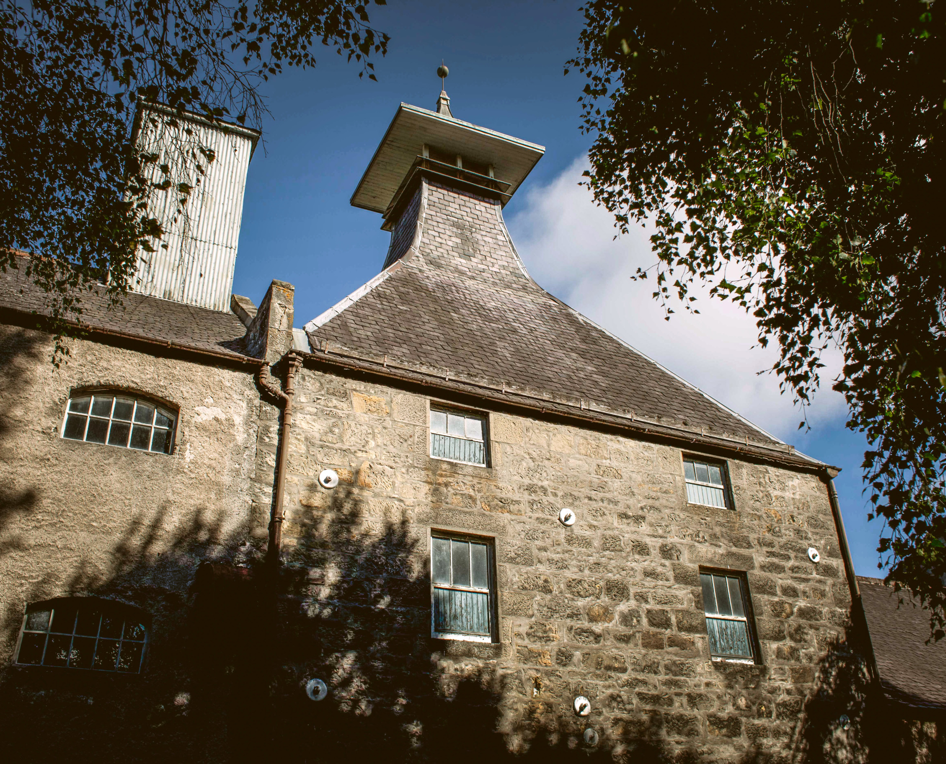 Speyburn distillery pagoda