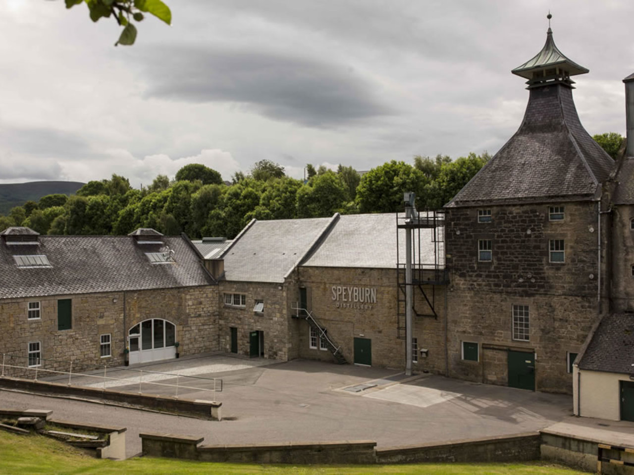 Speyburn Distillery Courtyard